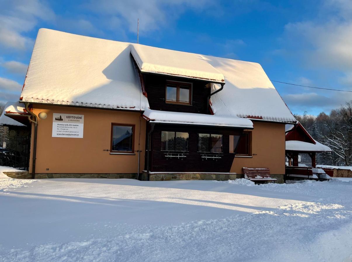 Ubytovani U Hradecku ปรอสเชดนี เบชวา ภายนอก รูปภาพ
