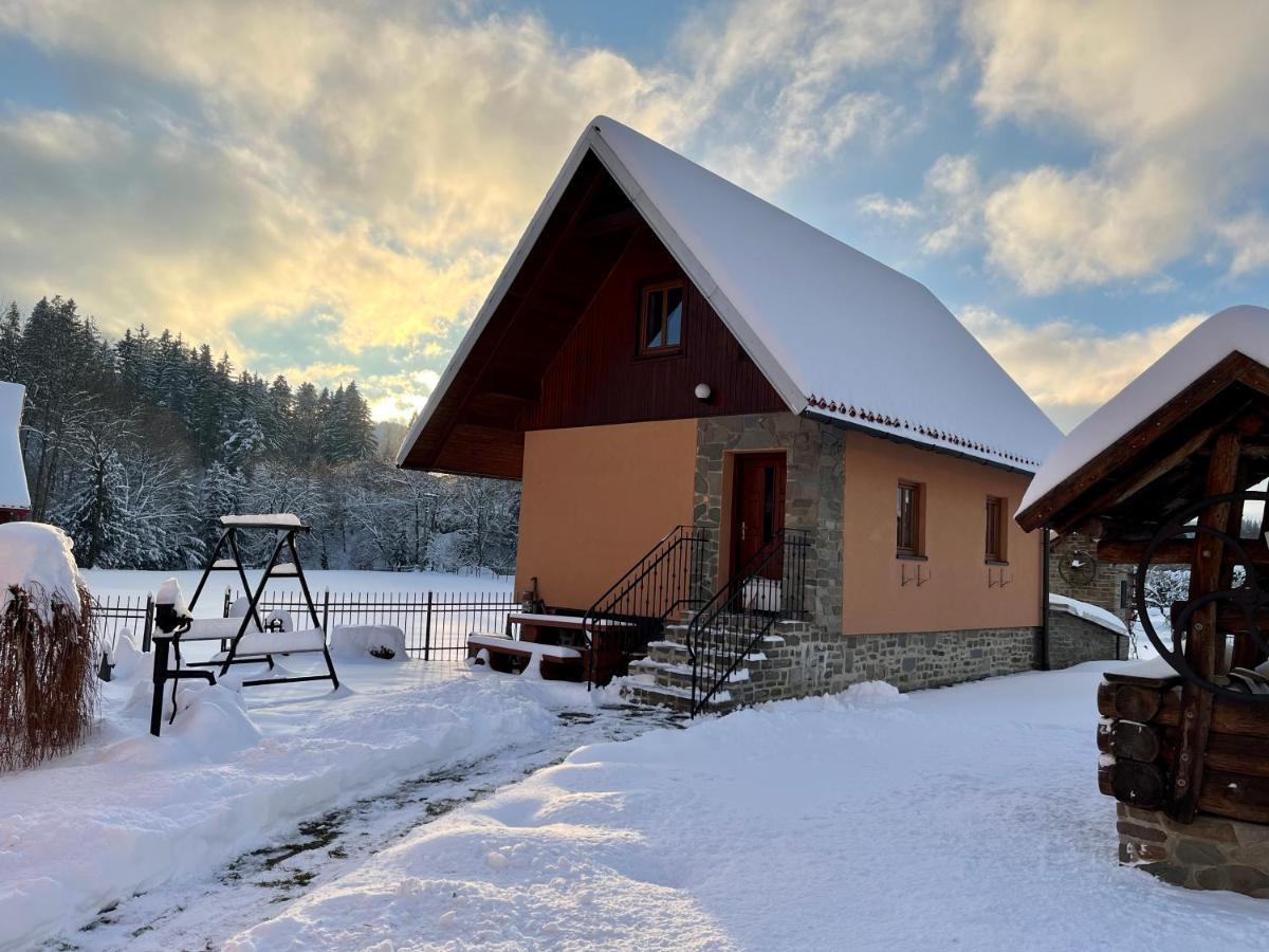 Ubytovani U Hradecku ปรอสเชดนี เบชวา ภายนอก รูปภาพ